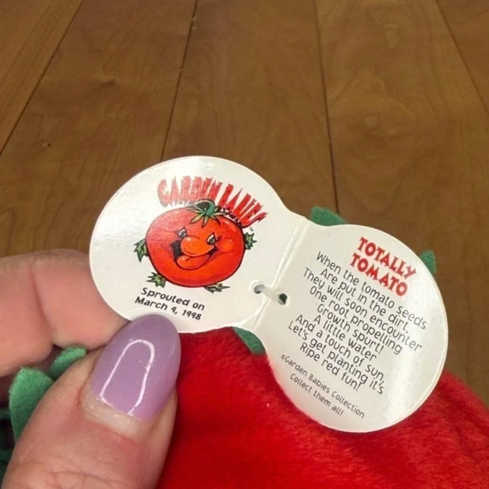 Vintage 1998 Kids Garden Babies Totally Tomato Plush – Bean Bag Toy w/ Tag